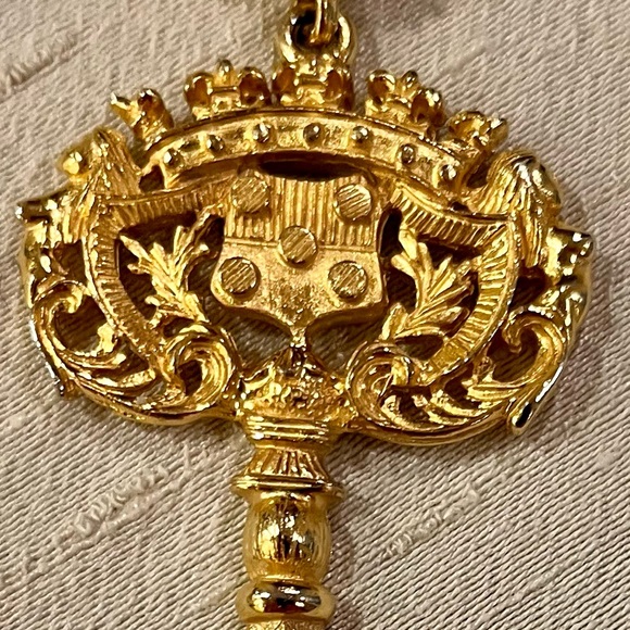 Ben-Amun Key Charm Pendant Necklace - Picture 13 of 16